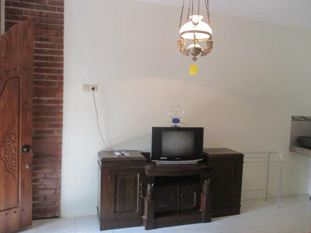 Rumah Ukhi Guest House Cebongan エクステリア 写真